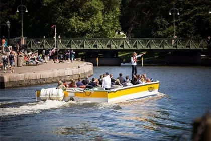 Paddan City Canal Tour  with Guide -