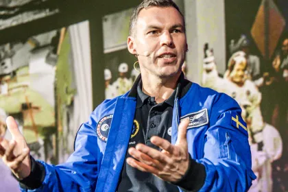 Marcus Wandt på premiären av Once Upon the Moon.