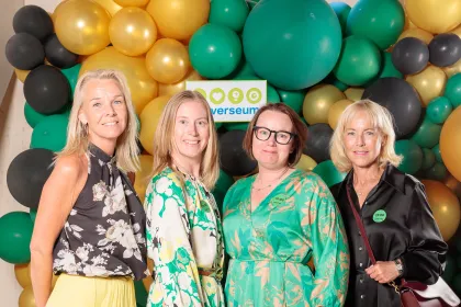 Nyöppning 13 juni: Gröna mattans fotovägg