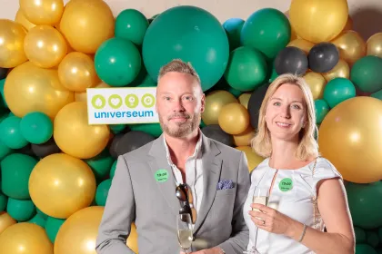 Nyöppning 13 juni: Gröna mattans fotovägg