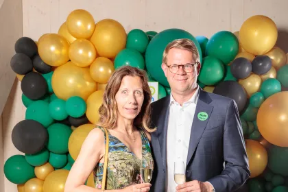 Nyöppning 13 juni: Gröna mattans fotovägg
