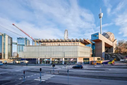 Universeum sett från Mölndalsvägen.