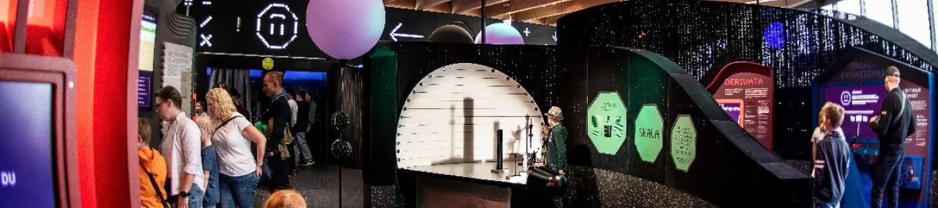 Räkna med rymden + Skolentré