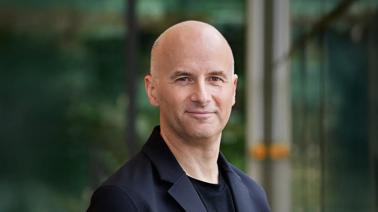 Martin Jacobi, Rektor och VD Chalmers är styrelseledamot i Stiftelsen Korsvägens styrelse.