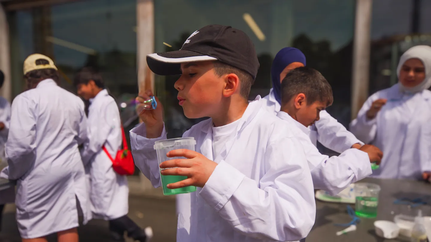 Science Club camp på sommarlovet.