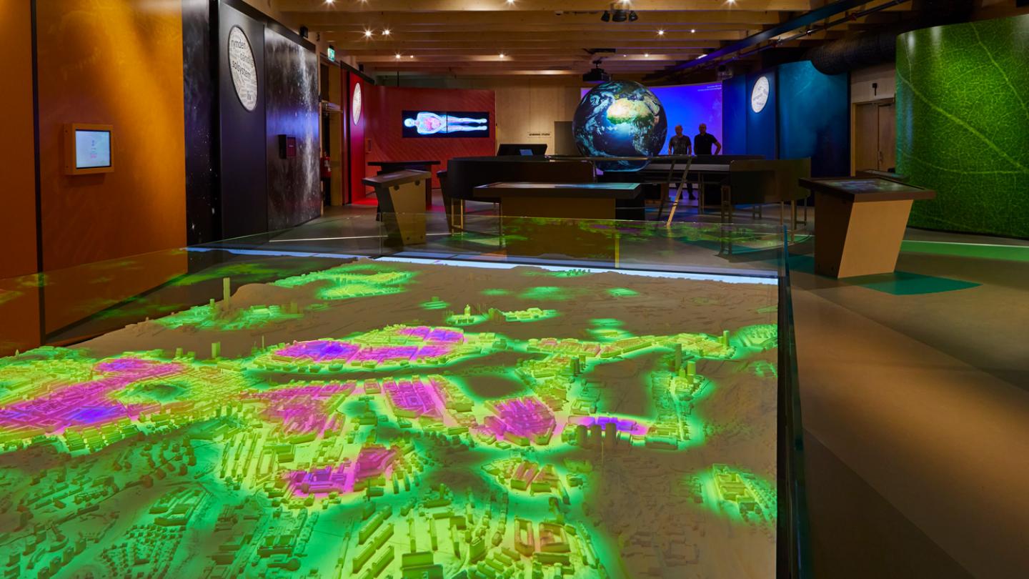 Det här är Vislab. En utställning där forskningsdata möter visualiseringsteknik.